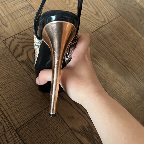 Jessica Simpson high heels - Picture 7 of 10